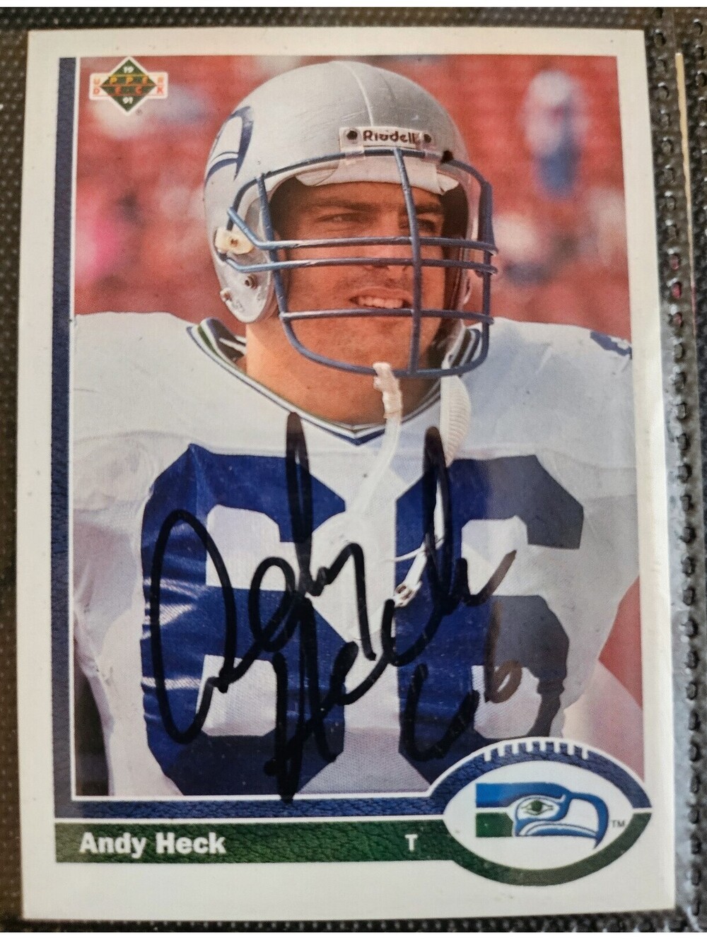 Andy Heck HAND SIGNED AUTO on a 1991 Upper Deck - Seahawks NFL
